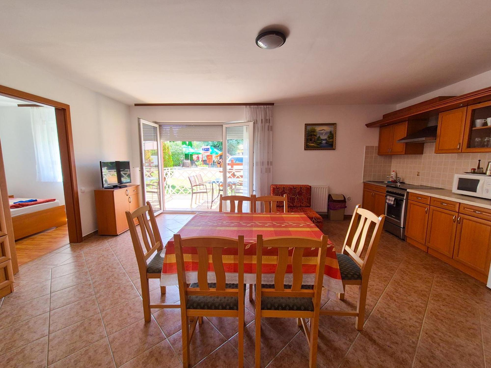 Ildiko Apartmanhaz Замарди Экстерьер фото